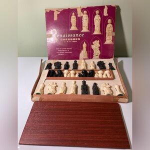 Vintage Renaissance Chessmen Set 1959